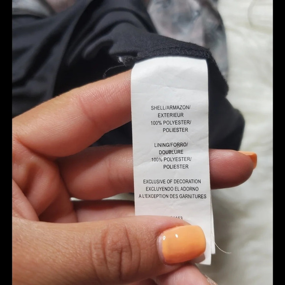 Kensie Button Front Feather Print Dress - Picture 8 of 8